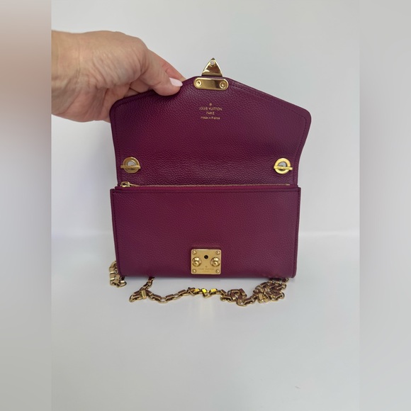 Auth. Louis Vuitton Empriente Saint Germain Pochette in Burgundy - Picture 11 of 13